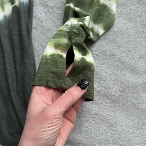 NWT LOGO By Lori Goldstein Coleigh Tunic Top Long Sleeve Cotton Green Tie Dye - Picture 8 of 13